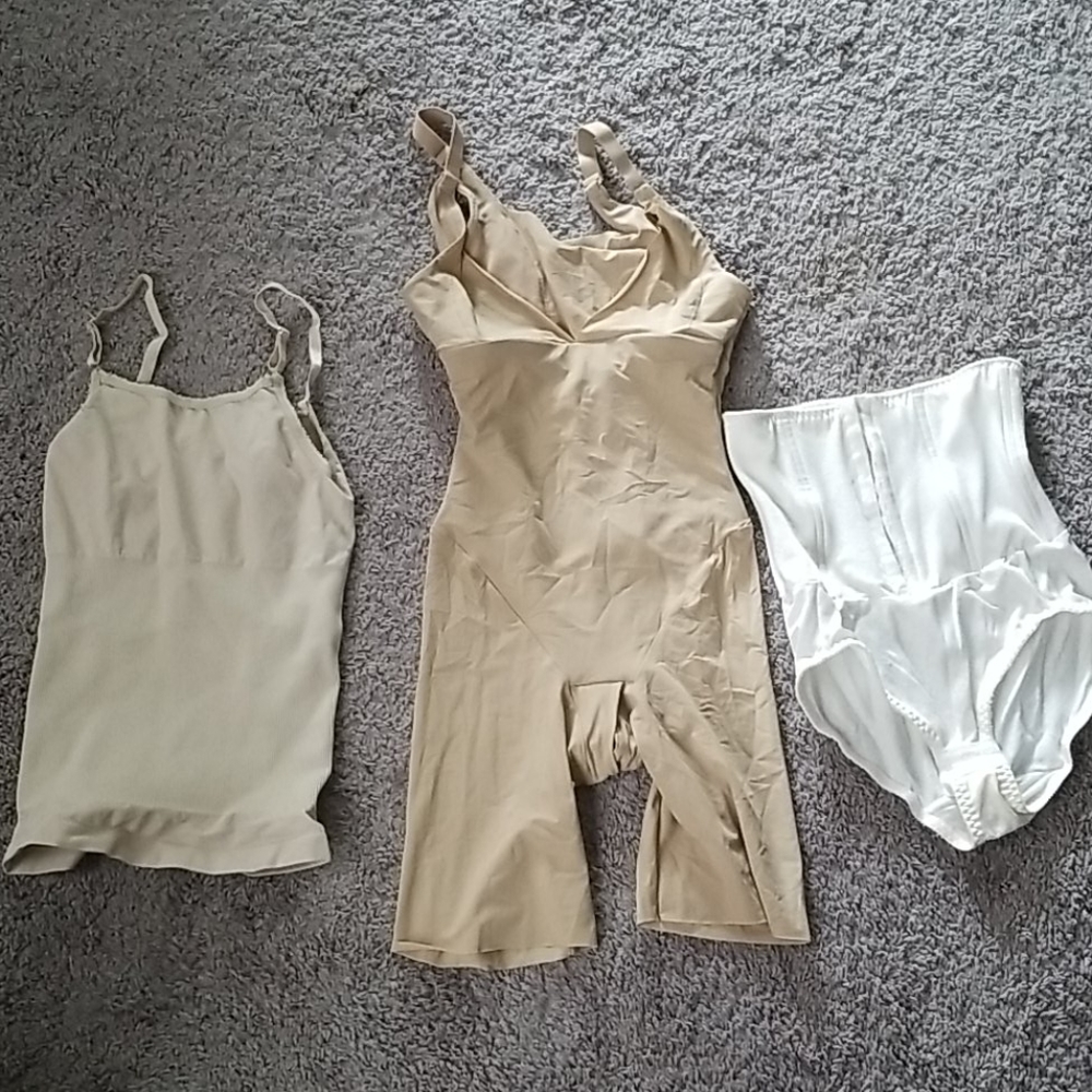 Spanx like undergarments